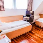 호텔 Martinihof 3*